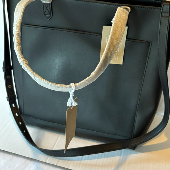 MADEWELL "The Transport Tote” – Black – NWT – Vegan Cactus Leather - Picture 4 of 9